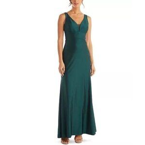 Prom Emerald green gown juniors prom dress 5